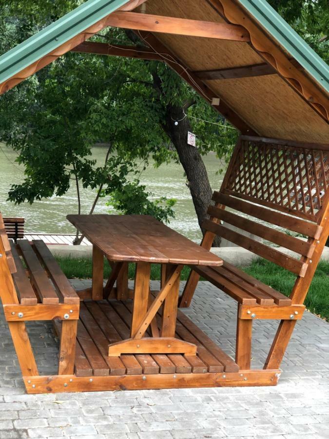 Рыбное Место Hotel Troitskoye Ngoại thất bức ảnh